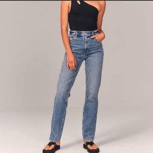 Abercrombie & Fitch The 90s Straight Ultra High Rise Jeans Size 26 Regular